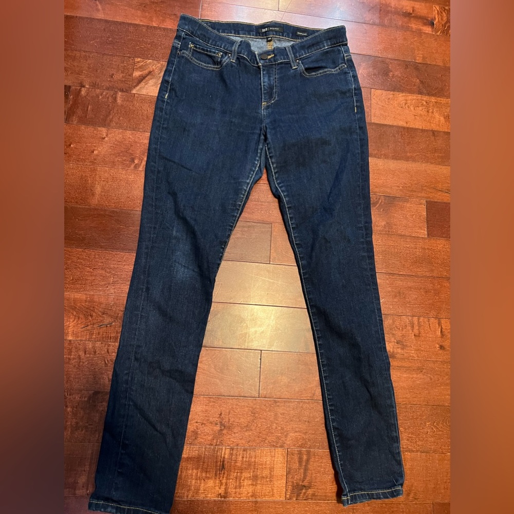 Buckle jeans